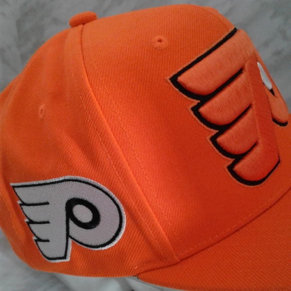NWT Vintage Hockey Philadelphia Flyers Snapback Hat Cap Mitchell & Ness NHL - Picture 2 of 6